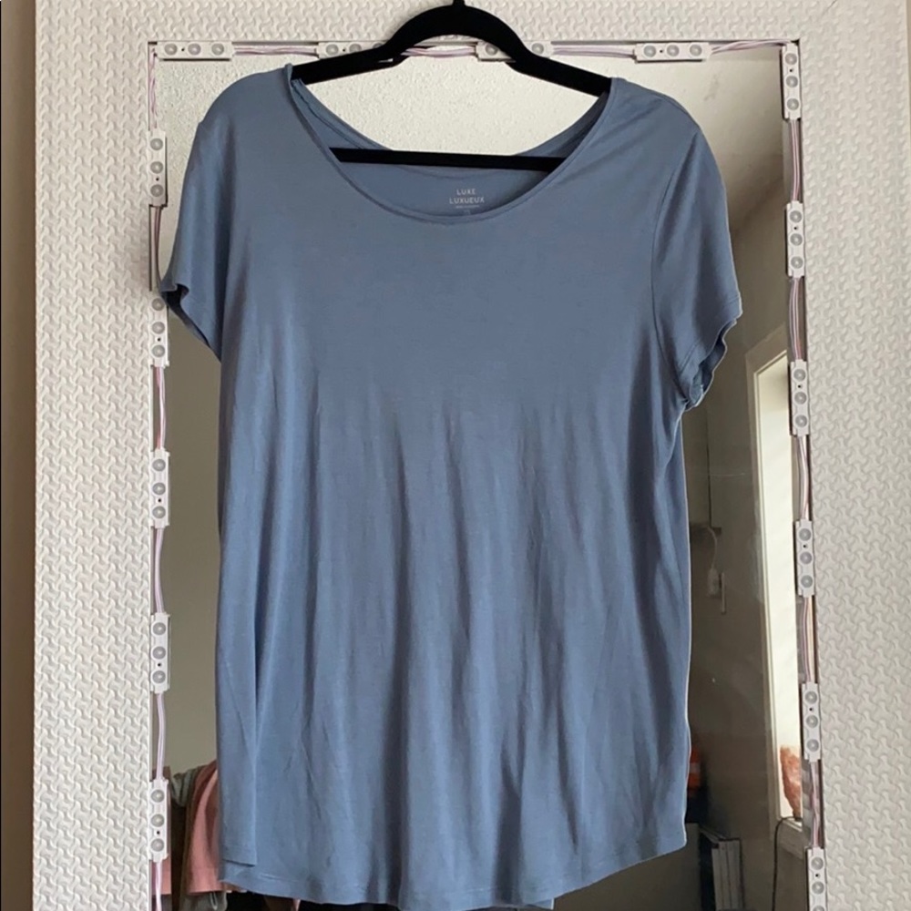 GAP t-shirt